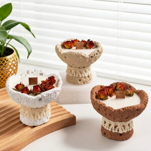 Floral rose scented candle